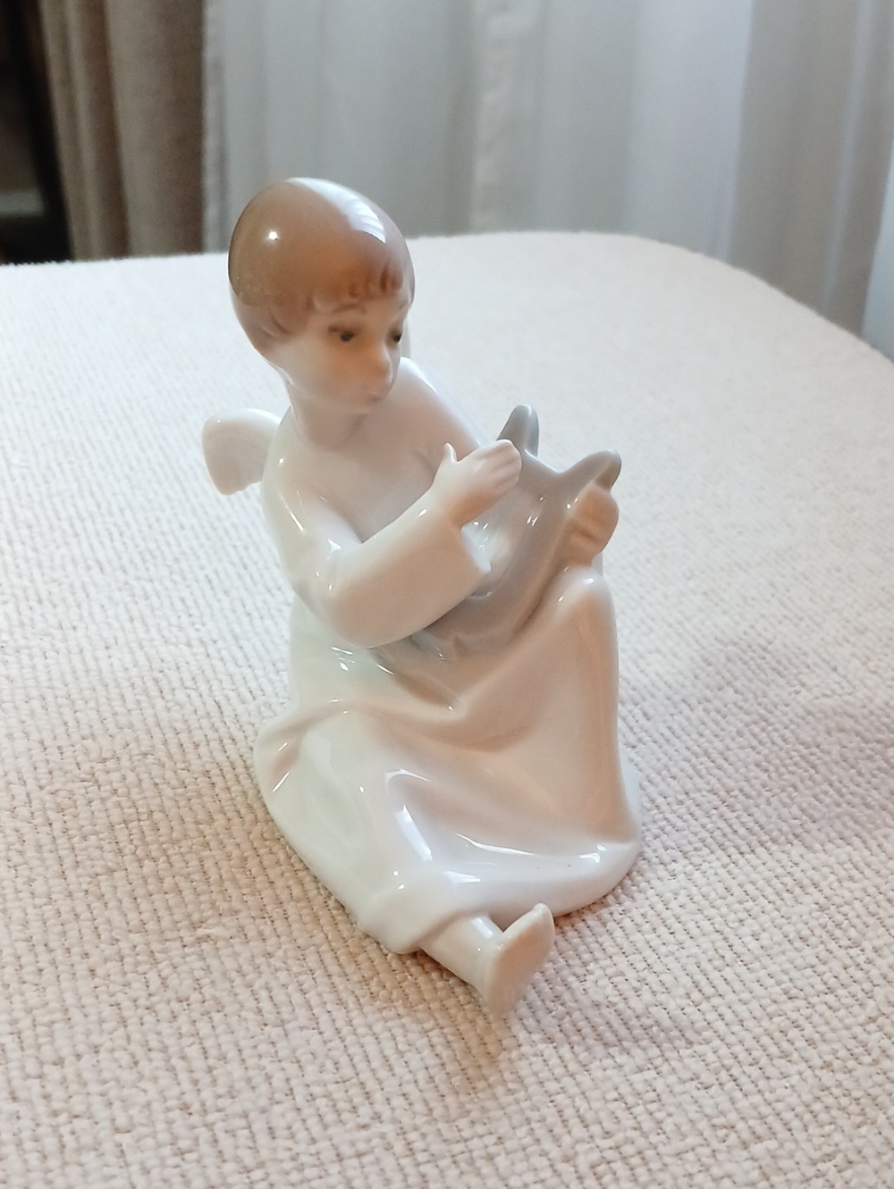 Vtg NAO by Llardo Boy Angel Playing Lyre/Harp Porcelain Figurine Made In Spain